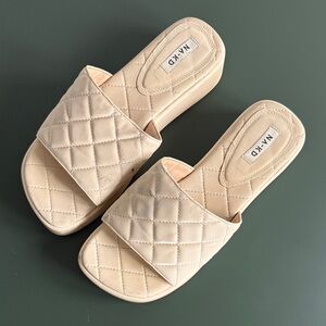 NA-KD Beige Quilted Slide Sandals